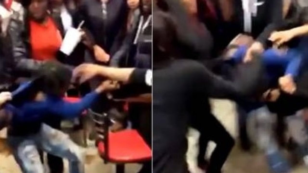 15 Year Old Girl Attacked By Teenagers In Brooklyn Mcdonald S As People Look On Parhlo