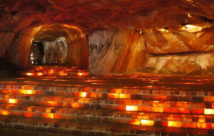 12 Fascinating Images Of Khewra Salt Mine That Will Leave You ...