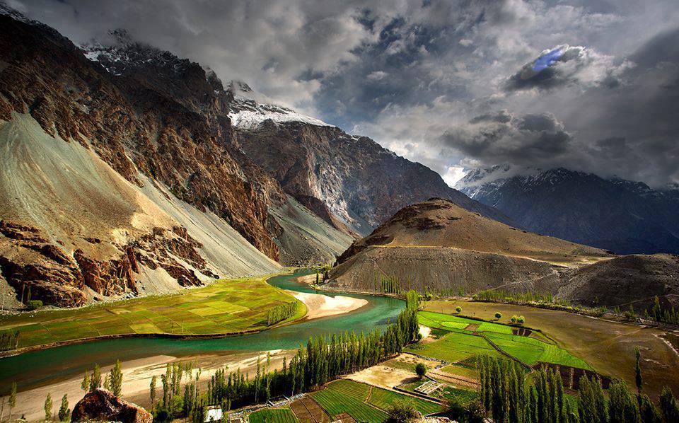 18 Beautiful Pakistani Hill Stations That Will Leave You Stunned