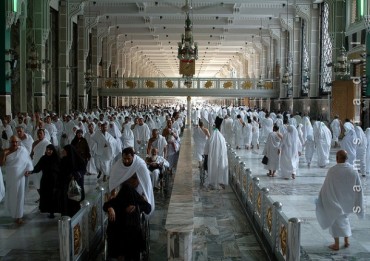 9 Most Powerful Images Taken During Hajj