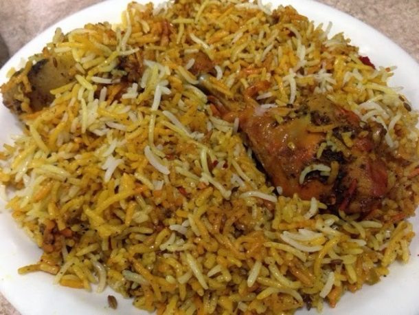 Here's Why Food In Karachi Is Loved By Everyone|Parhlo.com