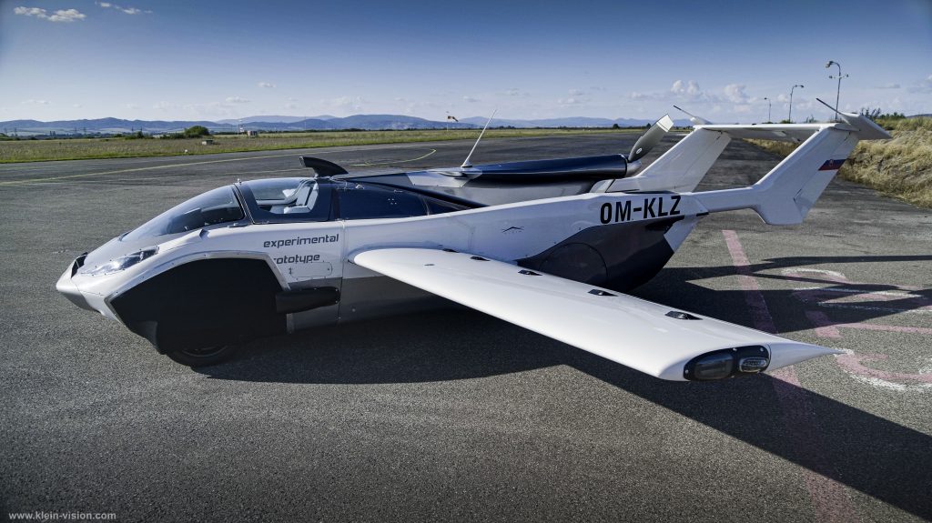 Science Fiction Becomes Reality As A 'Flying Car' Completes Its First ...