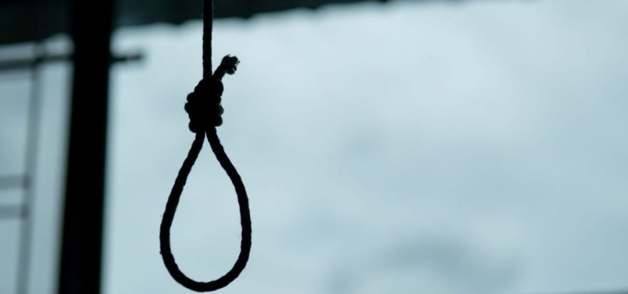 Man Found Hanging from Bridge in Islamabad - Parhlo